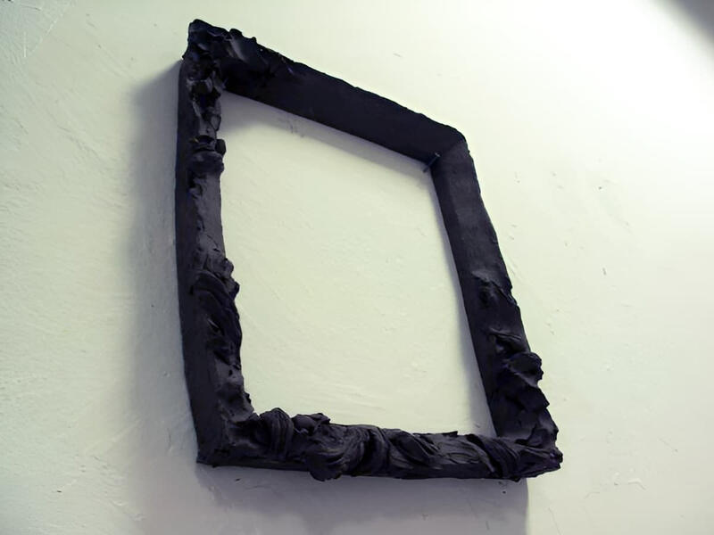 NicolasKaragiannis, art contemporain, artiste peintre, création artistique | Contemporary art, painter, artistic creation, céramiques, installations, cadres